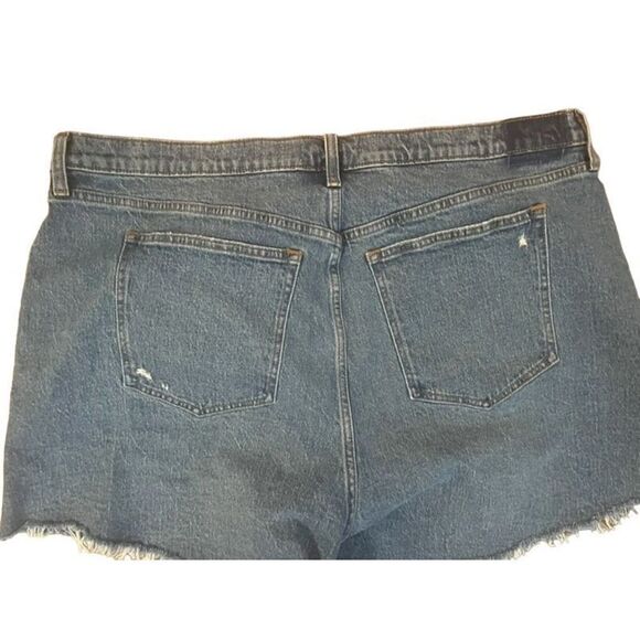 ABERCROMBIE AND FITCH High Rise Dad Short size 35 - Picture 3 of 3